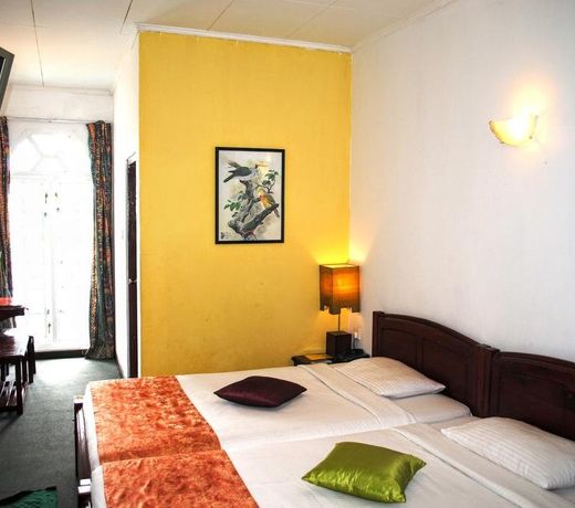 Binota Hotel
