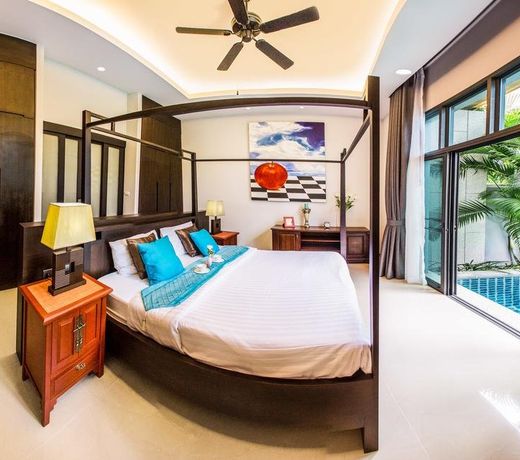 Villa Emere by TropicLook: Onyx style Nai Harn Beach