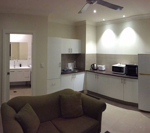 Studio Apartment, Central GC
