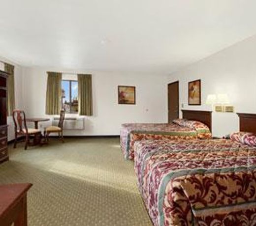Super 8 by Wyndham Butte MT