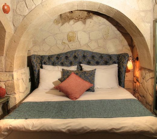 Tulpar Cave Hotel