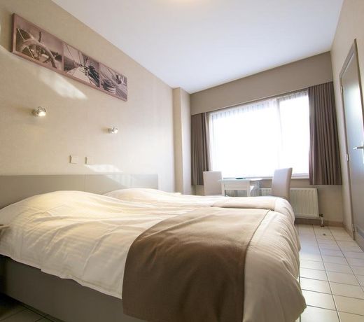 Hotel De Golf