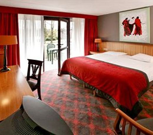 Van der Valk Hotel Dennenhof
