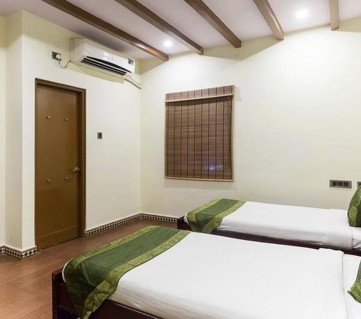 OYO 2207 Hotel Transit