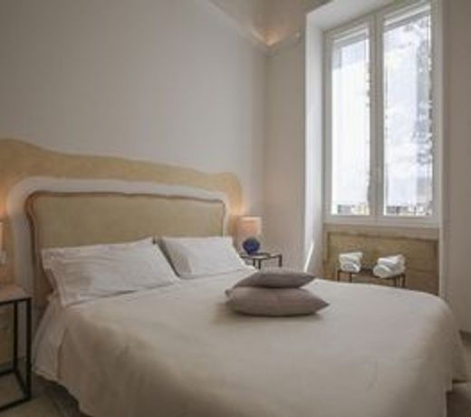 Suite Nina