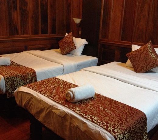 Wooden Charming Boutique Hotel
