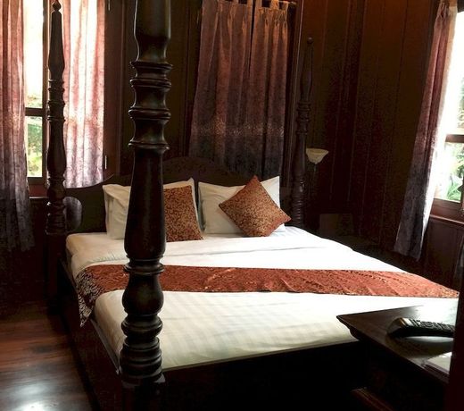 Wooden Charming Boutique Hotel