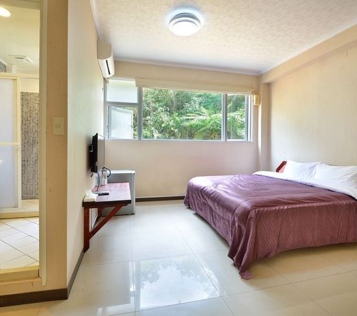 Dingdai Cherry Blossoms Resort