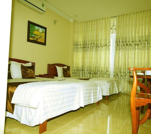 Huong Sen Hotel