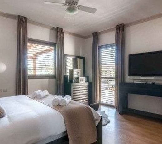 Villa - Herzliya Pituah