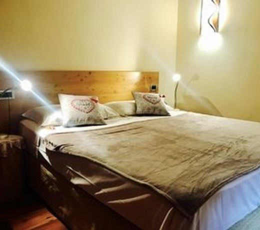 Shatush Hotel