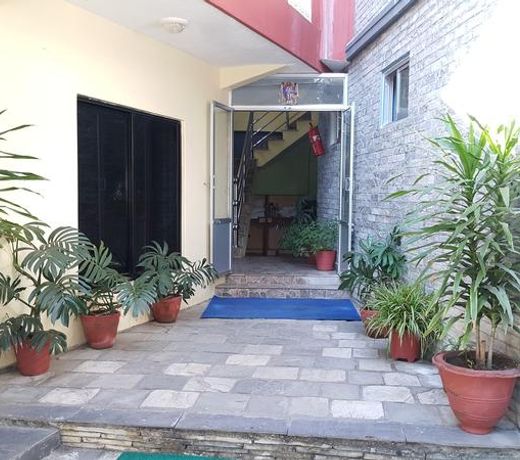 Hotel Bishram