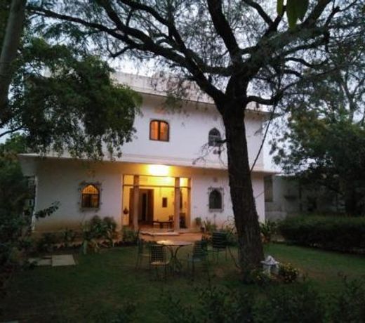 Kawa Guest House