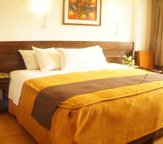 Illas Inn