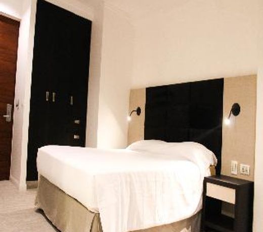 Hotel Sommelier Agustinas