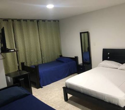 Hostal Central Beach