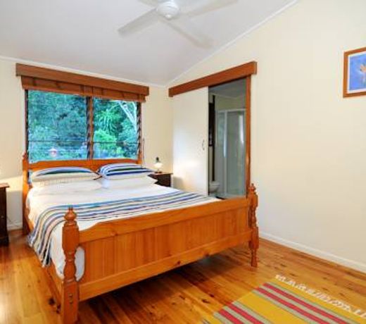 Cow Bay Homestay B&B