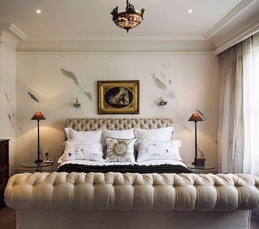 Mollies Boutique Hotel