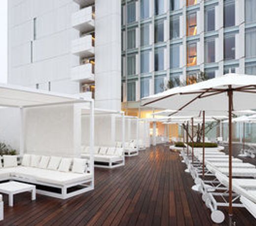 Seamarq Hotel