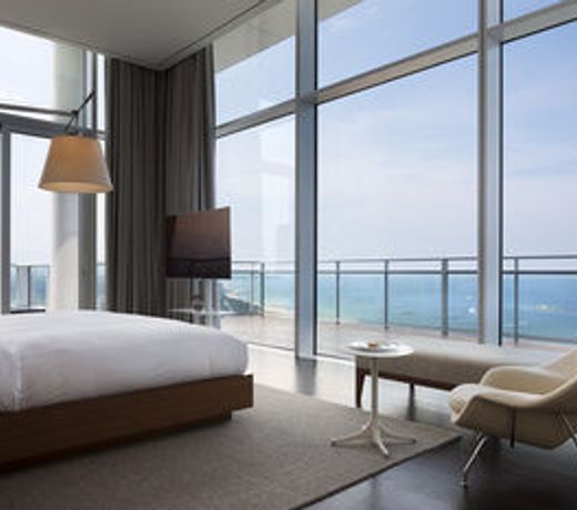 Seamarq Hotel