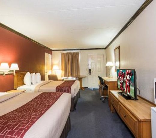 Red Roof Inn Uhrichsville