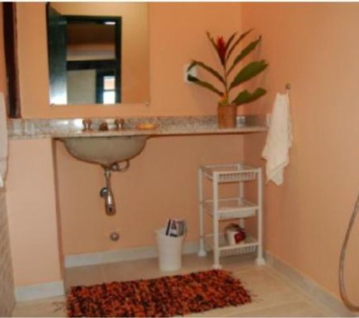 Casa Angra Itanema