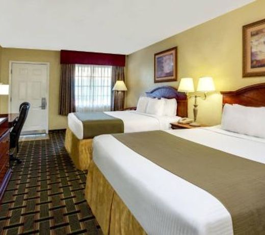Baymont by Wyndham Lake City
