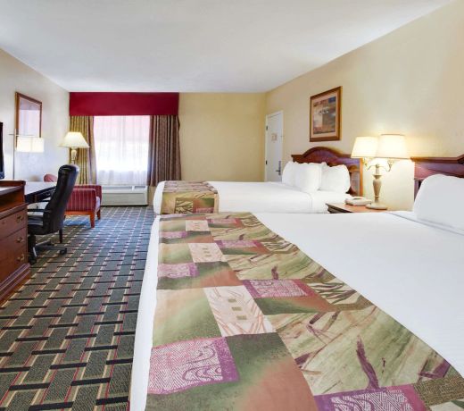 Baymont by Wyndham Lake City