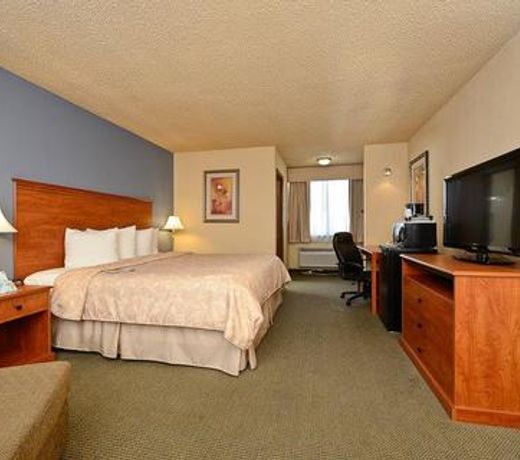 Clarion Inn