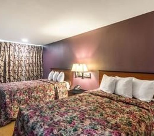 Rodeway Inn Arlington