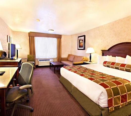 Best Western Plus Weston Inn