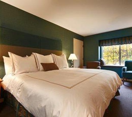 Bard's Inn Hotel