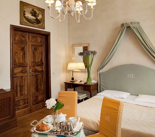 Hotel Executive
