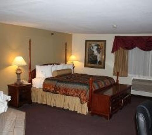 SARATOGA INN AND SUITES
