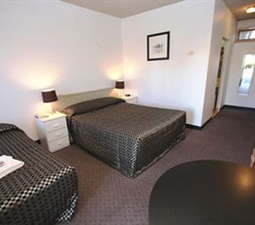Red Carpet Motel