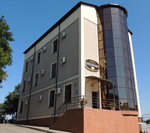 Hotel Zvezdnyi