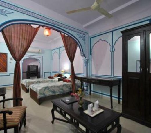 Rawla Mrignayani Palace