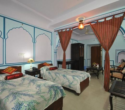 Rawla Mrignayani Palace
