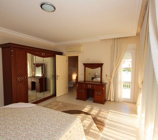 Paradise Town Villa Colm