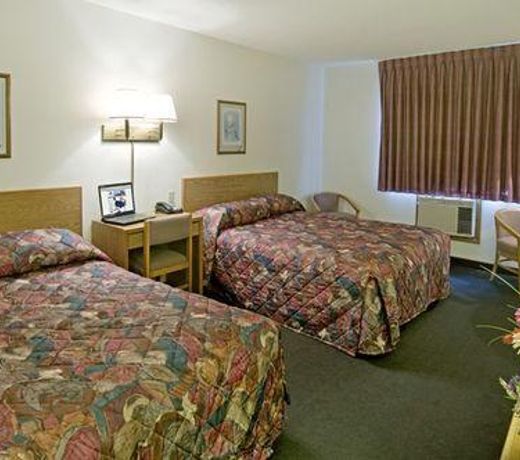 Boarders Inn & Suites by Cobblestone Hotels - Broken Bow