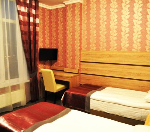 Tavr Guest House