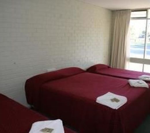 A Room For U