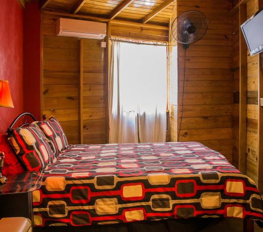 One32 Guest House