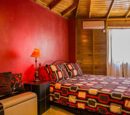 One32 Guest House