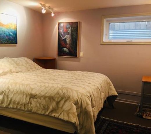 Mediterranean Edmonton B&B