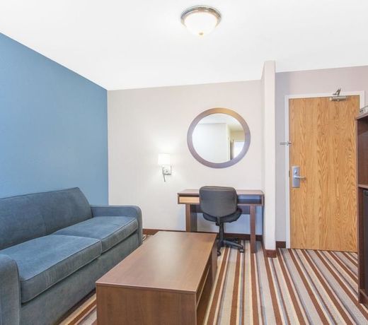 Super 8 by Wyndham Fort Frances