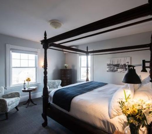 Emerson Inn By The Sea