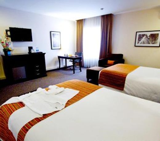 Plaza Camelinas Hotel