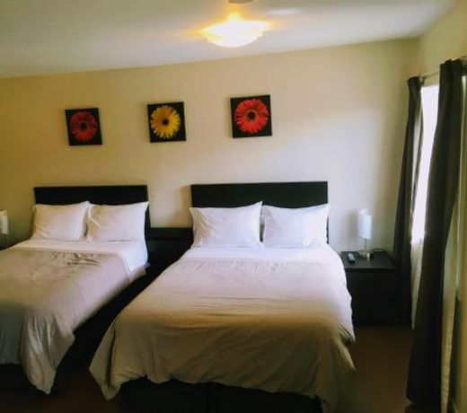 Crescent Motel