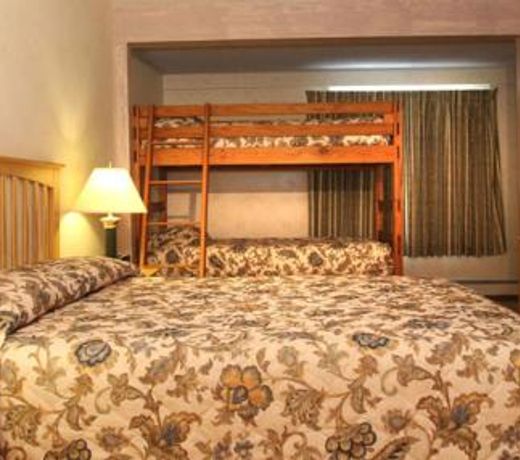 Sea Cliff House Motel
